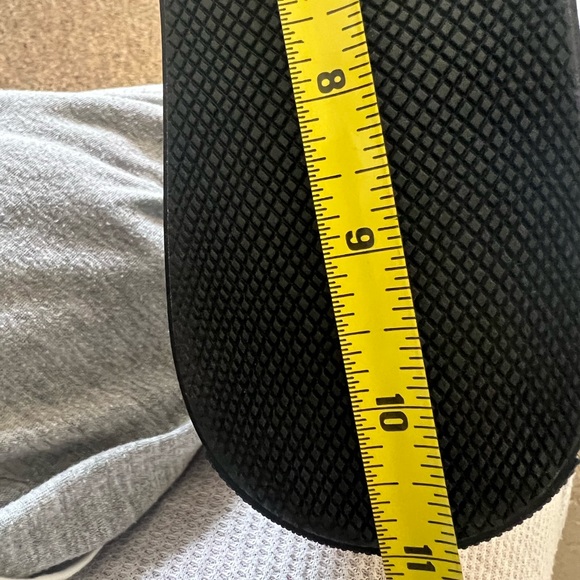 AUTHENTIC BLACK LEATHER GUCCI SNEAKERS… SIZE 40/6 MEN’S OR 9 WOMEN’S… EXCELLENT - Picture 12 of 14